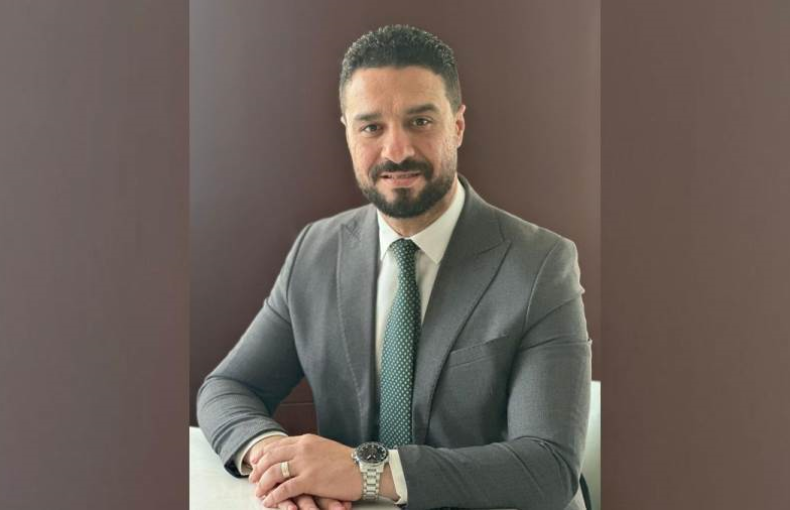 سراج عبد الفتاح رئيس مجموعة تطوير الأعمال والمبيعات بالبنك الزراعي المصري : البنك يمتلك فرصاً واعدة ليصبح أحد البنوك الرائدة