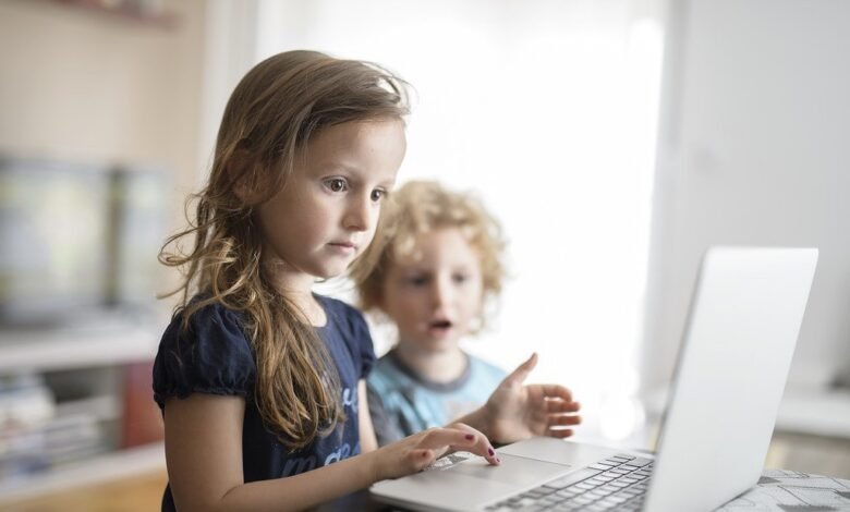 حركة-عالمية-لحماية-الأطفال-عبر-الإنترنت-تشعل-موجة-من-تقنيات-السلامة-بالذكاء-الاصطناعى