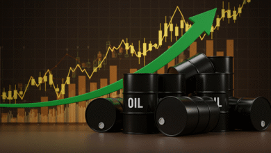 النفط-يغلق-مرتفعاً-بأكثر-من-3%-ويقترب-من-62-دولاراً